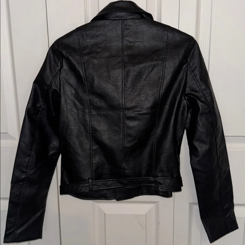 Love Tree Classic Black Faux Leather Jacket Size M - Picture 4 of 5